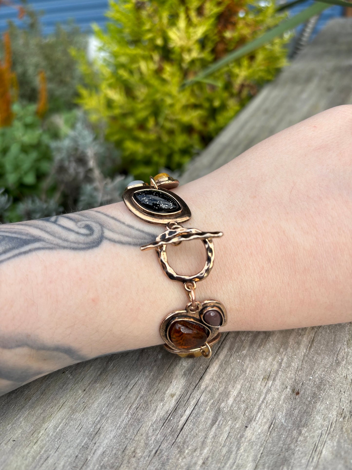 Gold vintage Gemstone Bracelet