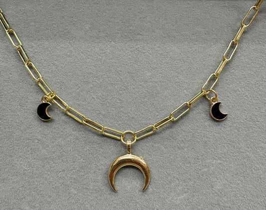 The Three Moons Necklace