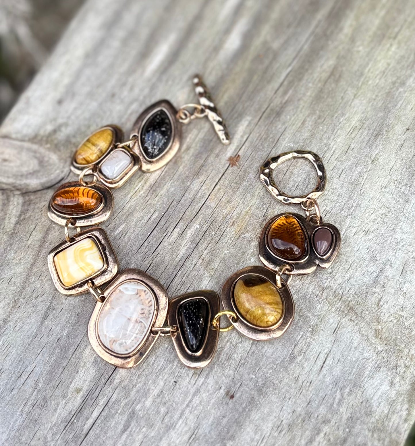 Gold vintage Gemstone Bracelet